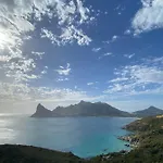 Cosy And Unique Family Retreat In Hout Bay
